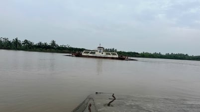 Cấm hoạt động bến khách ngang sông khi có tình huống khẩn cấp