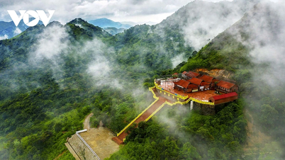 لدى Quang Ninh 5 آثارًا في مجمع التراث العالمي في Yen Tu - Vinh Nghiem - Con Son، Kiep Bac