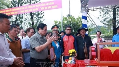 Thủ tướng: Phát triển đất nước, xứng tầm với mong muốn của nhân dân và sự hy sinh của các Anh hùng, liệt sĩ