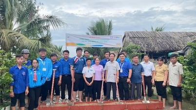 Xây nhà Khăn quàng đỏ cho học sinh nghèo xã Vĩnh Bình