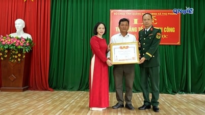 Trao bằng Tổ quốc ghi công cho 2 liệt sĩ tại Quảng Ngãi