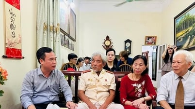 Phường Láng thăm hỏi, tri ân các gia đình chính sách