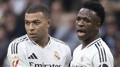 Real Madrid loay hoay tái thiết: Khi Vinicius và Mbappe ganh nhau