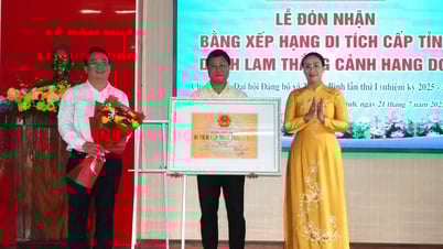 Danh thắng Hang Dơi đón nhận Bằng xếp hạng di tích cấp thành phố