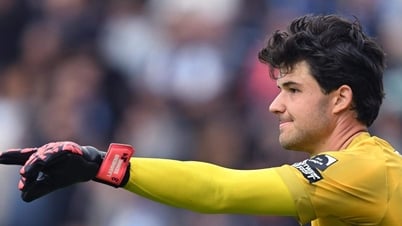 Tin tức chuyển nhượng 21/7: MU lấy Courtois mới, Chelsea chốt Rogers