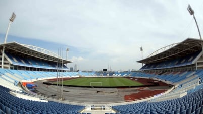 Việt Nam muốn đăng cai World Cup: Lo phát triển kinh tế trước khi xây sân vận động xứng tầm?