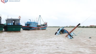 Quảng Yên: Tàu cá đắm trong đêm, 4 thuyền viên thoát nạn