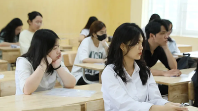 Phổ điểm bất thường và hệ lụy cho xét tuyển đại học