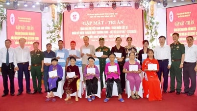 Hội Hỗ trợ gia đình liệt sĩ tỉnh Nghệ An gặp mặt, tri ân, tặng quà Mẹ Việt Nam anh hùng và các gia đình liệt sĩ
