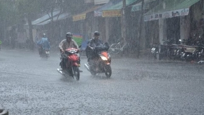 Bão số 3 (bão Wipha) đổ bộ đất liền, Hà Nội bị ảnh hưởng...