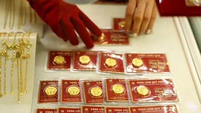 Giá vàng chiều nay 22/7/2025: Giá vàng trong nước tiếp tục bỏ xa giá vàng thế giới, cách 10,2 triệu đồng/lượng