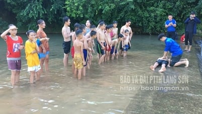 Sôi động ngày hè