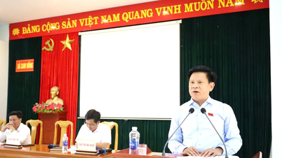 Đại biểu HĐND tỉnh tiếp xúc cử tri tại xã Cam Hồng