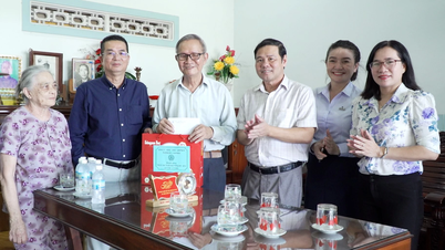 Phường Bắc Cam Ranh: Thăm, tặng quà gia đình người có công