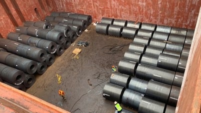 Lách thuế với vài milimet, thép giá rẻ tràn vào Việt Nam