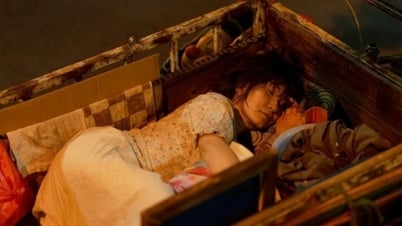 Hình ảnh Hồng Đào mất trí nhớ, lang thang khi về già khiến ai cũng muốn khóc