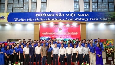Đoàn Cơ sở Bảo tàng Hồ Chí Minh tham gia chương trình “Chuyến tàu Thanh niên với hành trình về nguồn Việt Nam đi để yêu”