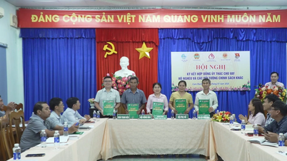 Ngân hàng Chính sách xã hội Cam Ranh: Ký kết hợp đồng ủy thác cho vay hộ nghèo và các đối tượng chính sách khác