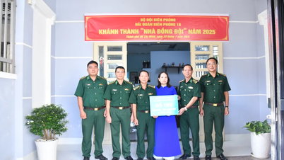 Hải đoàn Biên phòng 18 hỗ trợ xây nhà đồng đội