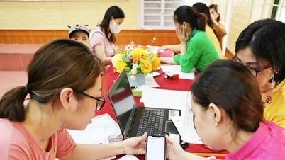 Chuyển đổi số trong tuyển sinh đầu cấp: Phụ huynh chỉ mất 5 phút để hoàn tất thủ tục