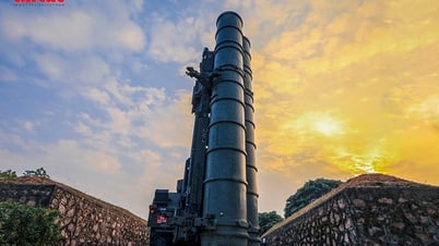 Tên lửa S-300PMU1 trực chiến bảo vệ bầu trời Hà Nội