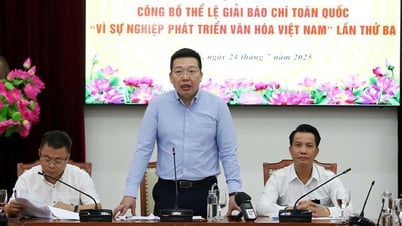 Giải Báo chí ‘Vì sự nghiệp phát triển văn hóa Việt Nam’ chào đón cả tác giả ngoại