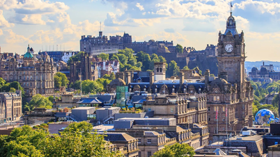 Top 5 địa điểm du lịch mùa hè Edinburgh: Khám phá thủ đô của Scotland