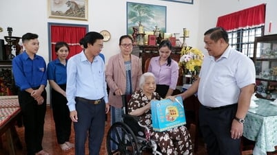 Viết tiếp câu chuyện thời bình
