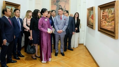 Tình nghĩa thầy trò Việt - Nga qua triển lãm tại Moscow (Nga)