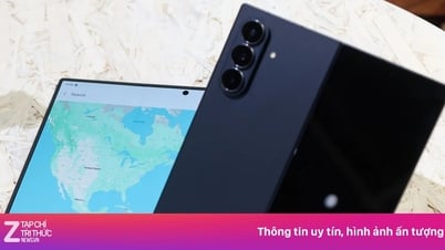 Điều kỳ lạ với iPhone màn hình gập