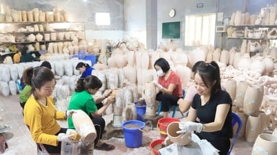 جلب منتجات قرية الحرف اليدوية إلى العالم