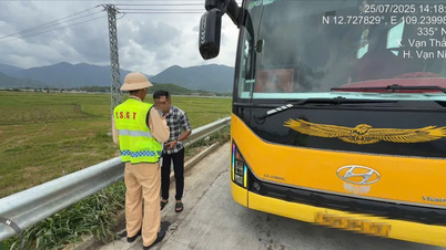 Tổng kiểm soát xe kinh doanh vận tải toàn quốc