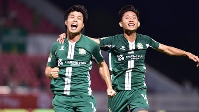 Đội Công Phượng sẽ lên chơi ở V-League nếu Quảng Nam bỏ giải