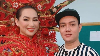 Áo dài của cố ca sĩ Phi Nhung trưng bày tại Vietnam Heritage Áo dài Fest