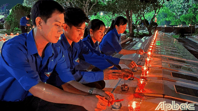 Mỗi ngọn nến thắp sáng - Vạn tấm lòng tri ân