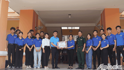 Dong Thap youth spread digital knowledge in border areas