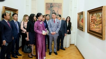 Dòng chảy văn hoá và tình nghĩa thầy - trò qua triển lãm ở Moscow