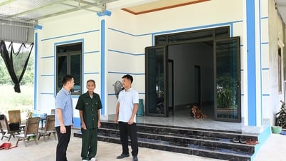 Nhà ở cho người có công