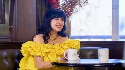 NSND Thanh Lam ngày càng nhuận sắc, máu lửa ở tuổi 56