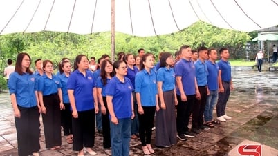 Đoàn Sở Văn hóa, Thể thao và Du lịch dâng hương tưởng nhớ các anh hùng liệt sĩ