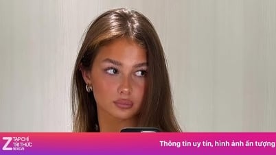 Tân binh Genoa được tôn vinh là 'cầu thủ nữ đẹp nhất'