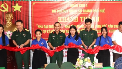 Bàn giao 9 ngôi nhà tặng gia đình chính sách