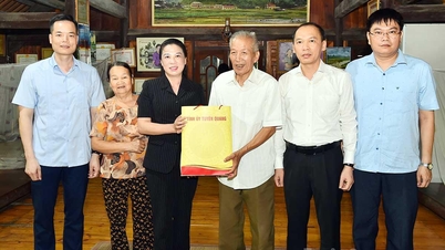 Phó Bí thư Thường trực Tỉnh ủy Lê Thị Kim Dung thăm, tặng quà thương binh nhân Ngày Thương binh - Liệt sĩ
