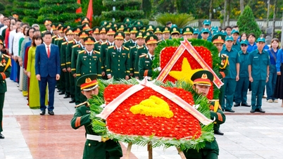 Lãnh đạo tỉnh Lâm Đồng viếng các anh hùng, liệt sĩ tại Nghĩa trang Liệt sĩ Đắk Nông