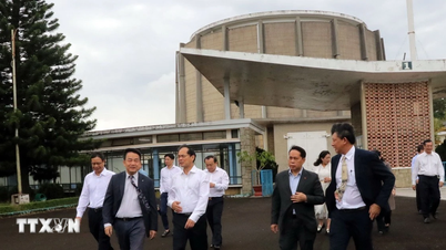 Phó Thủ tướng Bùi Thanh Sơn làm việc với lãnh đạo Viện Nghiên cứu hạt nhân