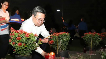 TPHCM: Hơn 3.000 đại biểu thắp nến tri ân tại 4 nghĩa trang liệt sĩ
