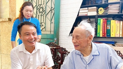 Phường Thanh Liệt thăm, tặng quà người có công với cách mạng