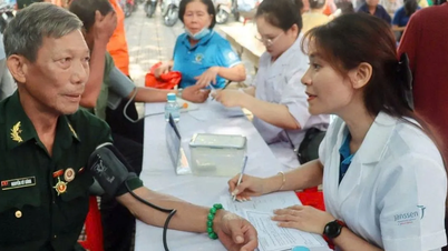 Nhiều hoạt động chăm lo gia đình chính sách có công