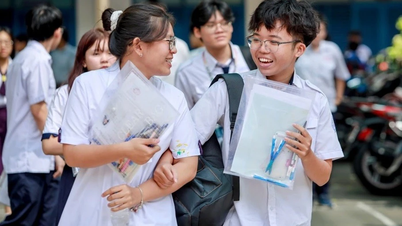 Thực hiện xét tuyển: Đánh giá quá trình