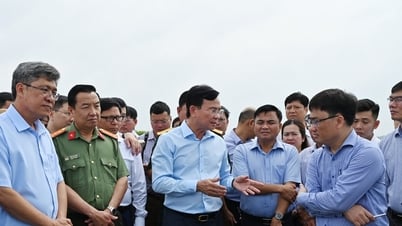 Chủ tịch UBND tỉnh Lâm Đồng Hồ Văn Mười kiểm tra các khu công nghiệp ven biển Lâm Đồng